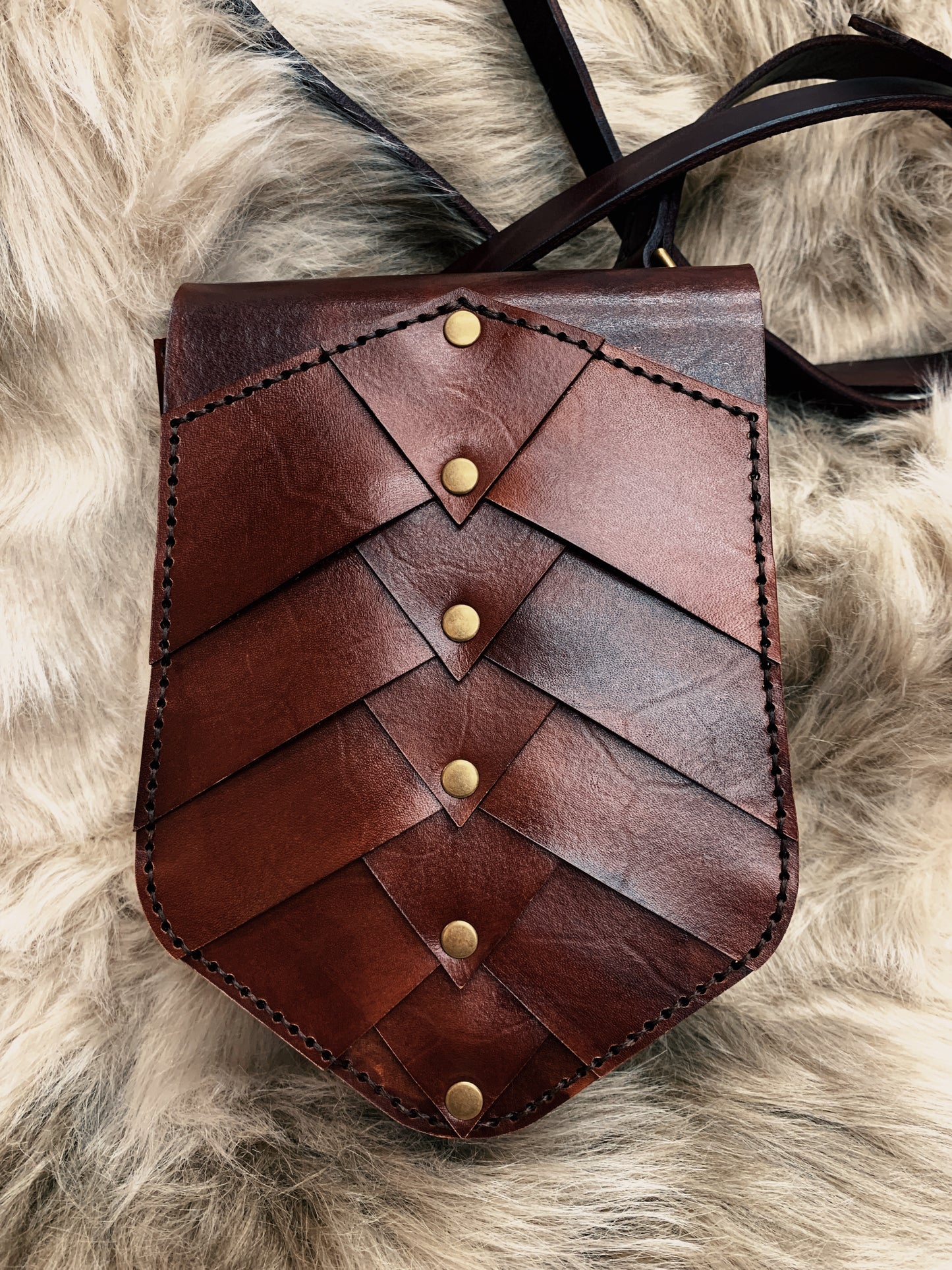 Ragnar Cross Body Bag in Mohogany