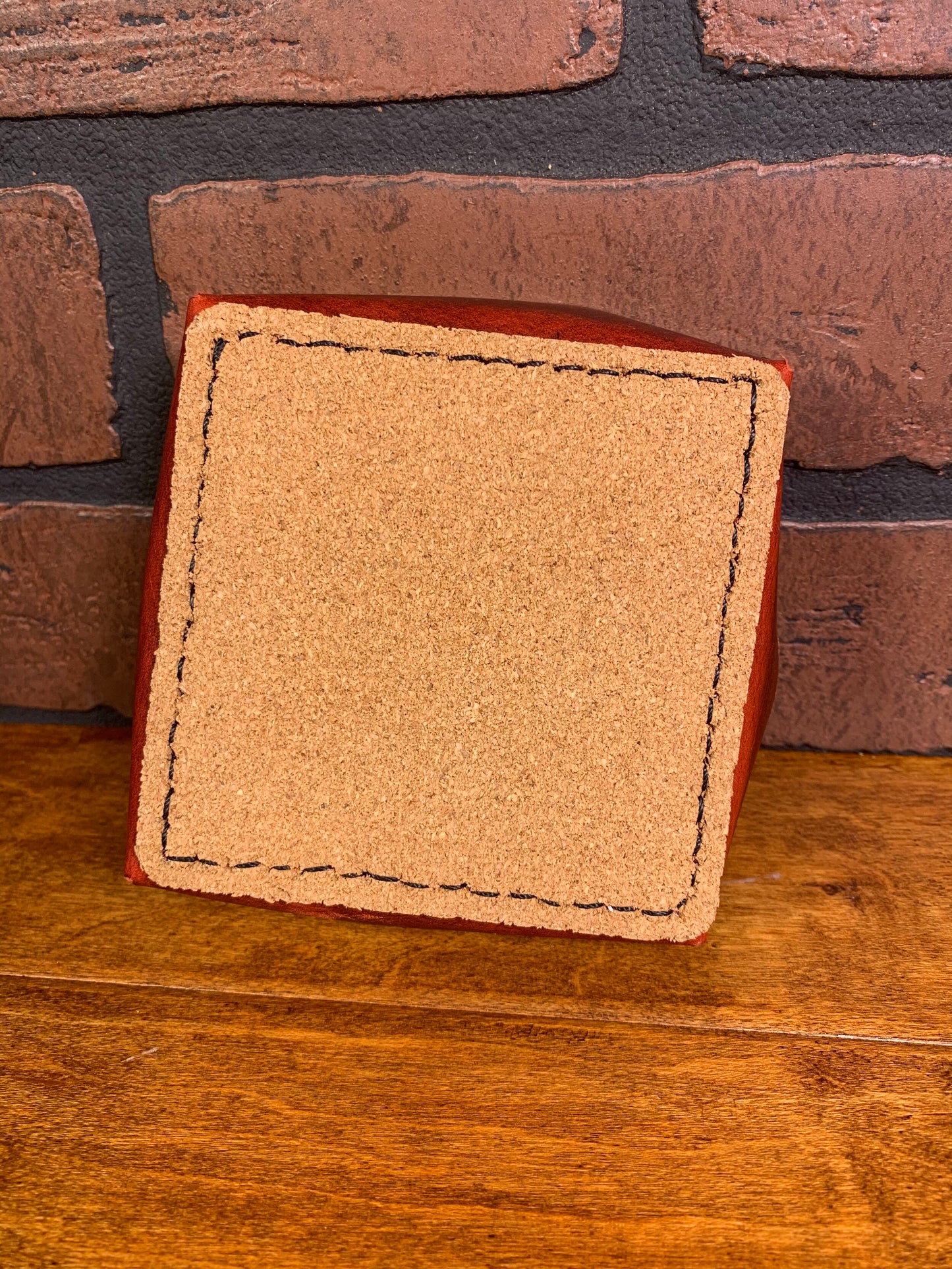 Manhattan Lollipop Wine bottle coaster