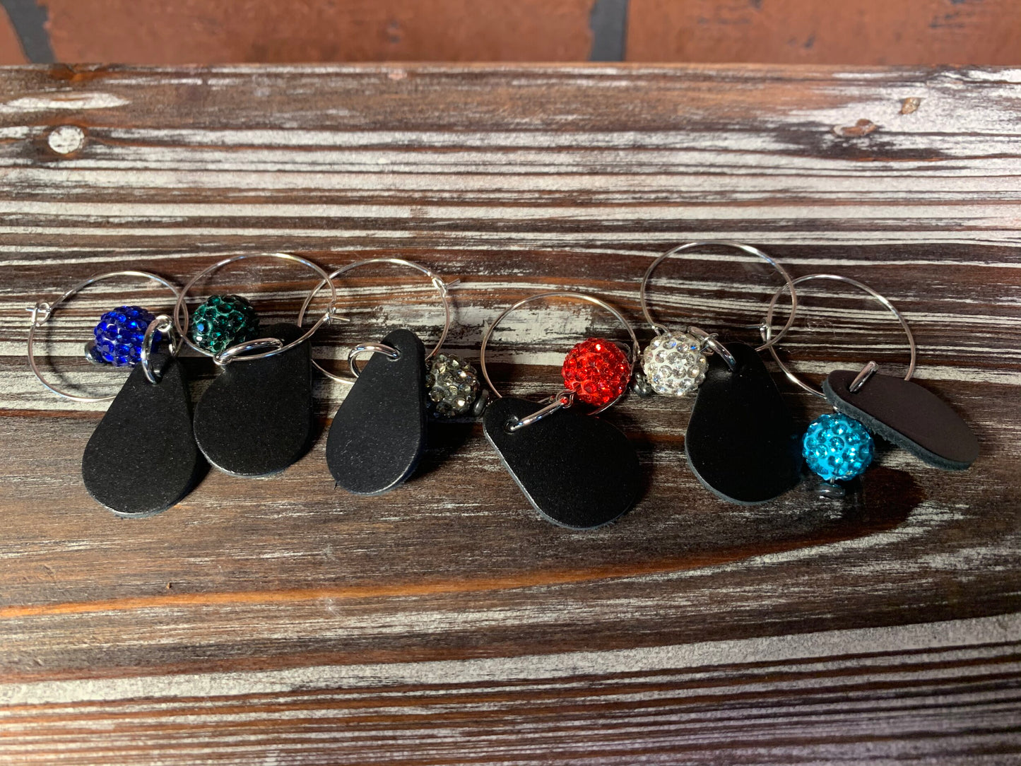 Black Teardrop Wine Charms