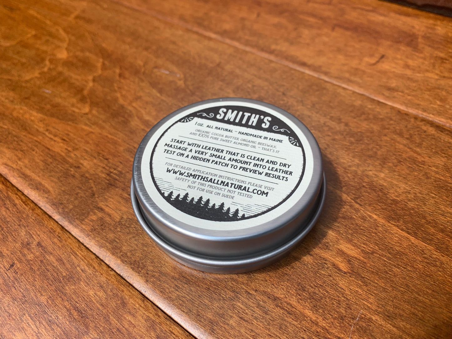 1oz. Tin of Smith's Leather Balm