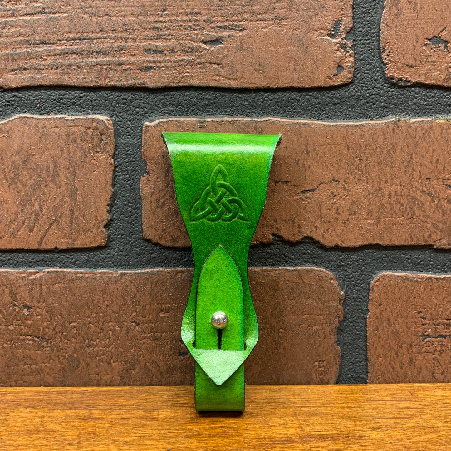 Tankard Button Belt Hanger Green