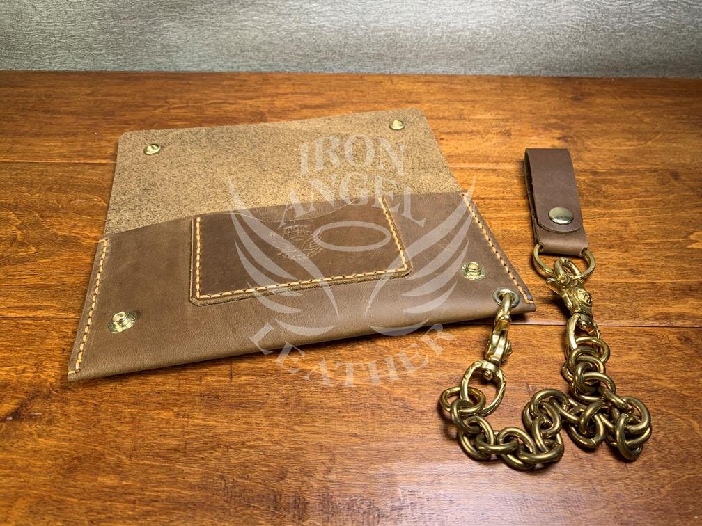 Blackjack Brown Crazyhorse Oil Tanned Long Wallet